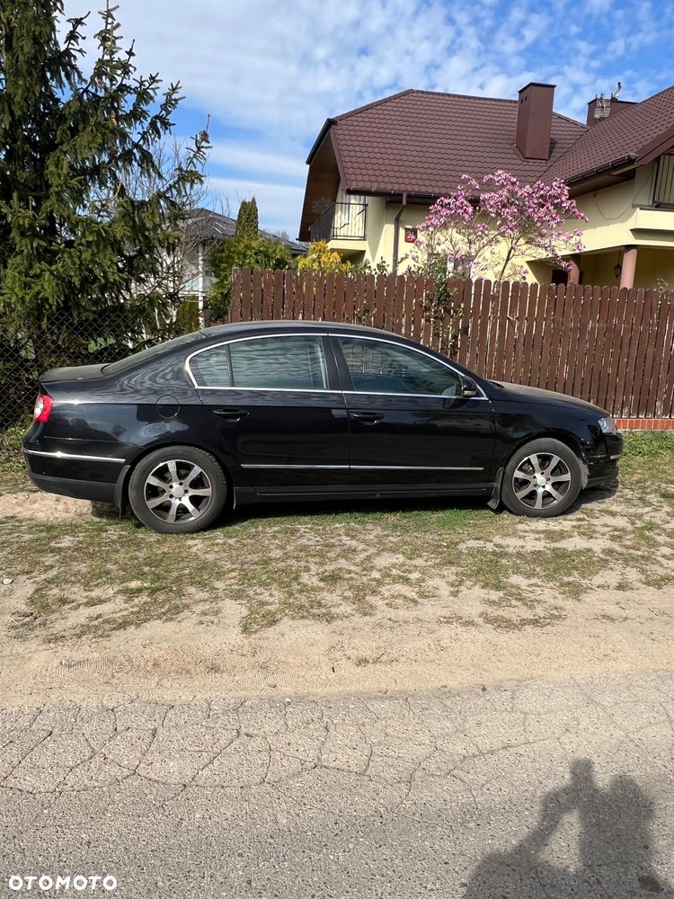 Volkswagen Passat 1.8 TSI Comfortline - 11