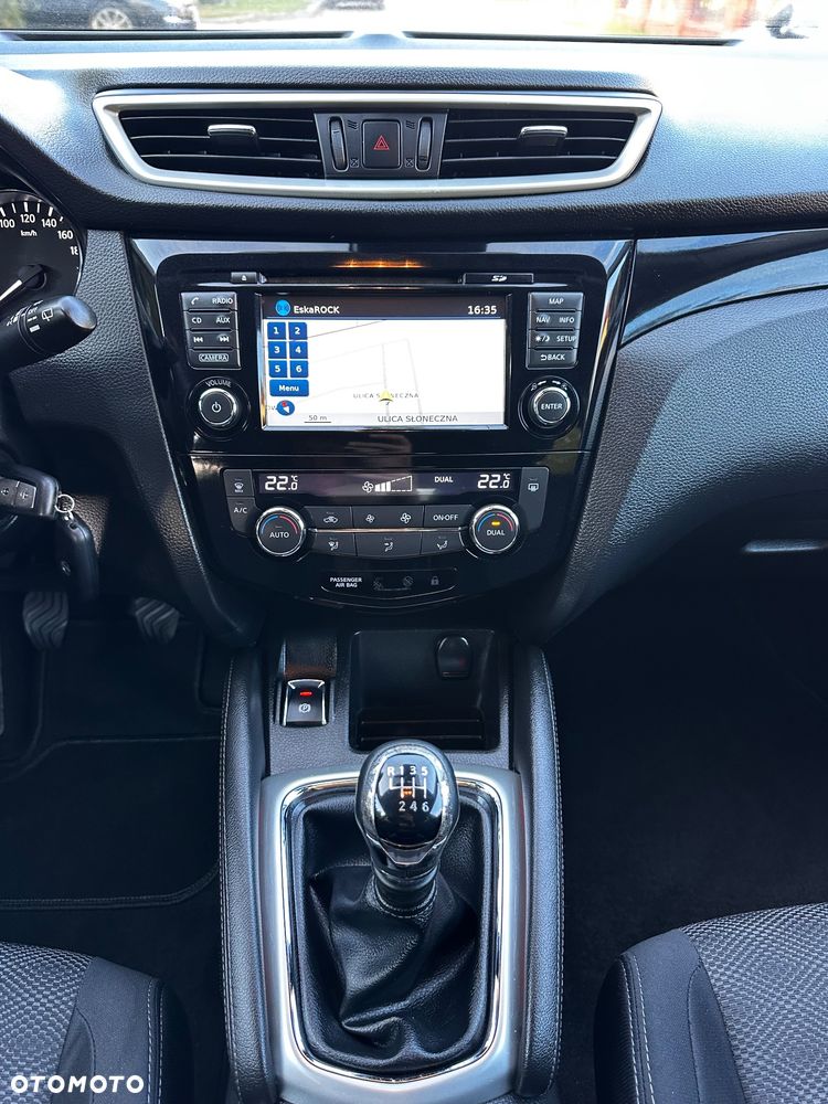 Nissan Qashqai 1.2 DIG-T Acenta EU6 - 36