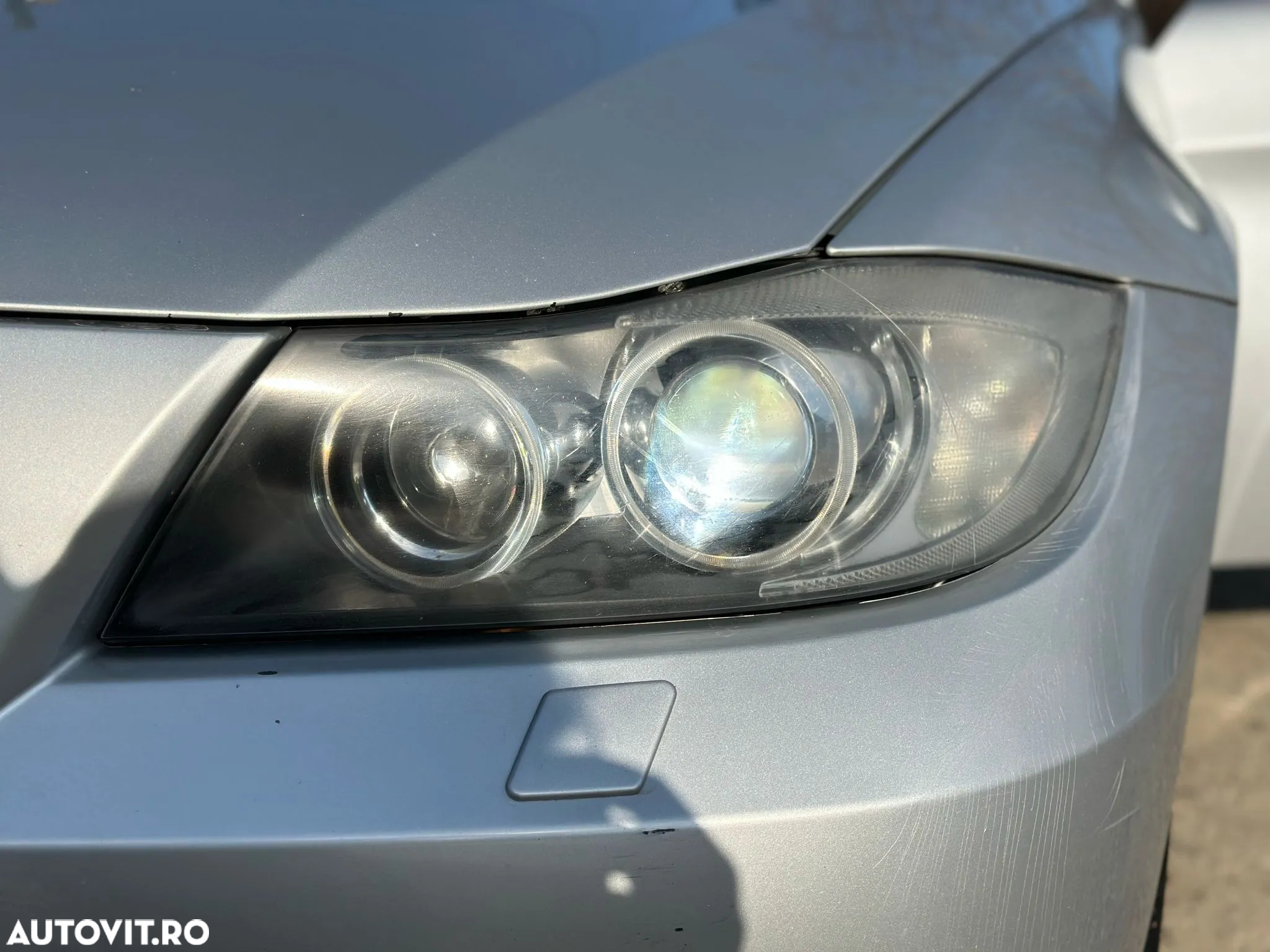 BMW Seria 3 318d Touring - 10