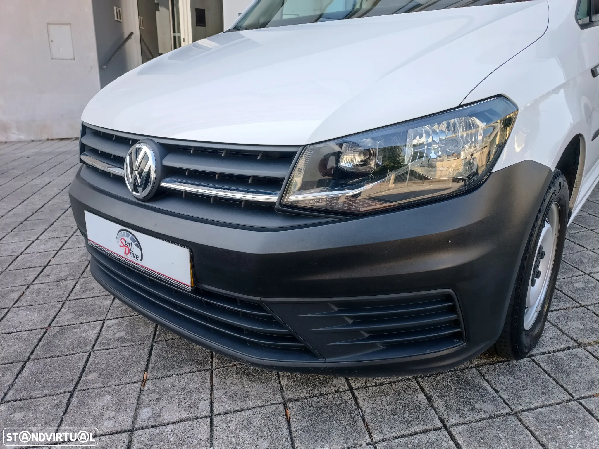 VW CADDY 2.0 TDI apenas 180 mil , nova - 4