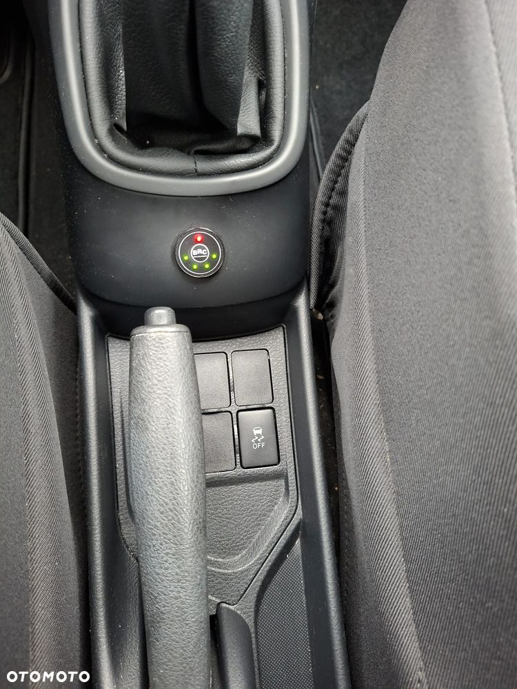 Toyota Yaris - 28