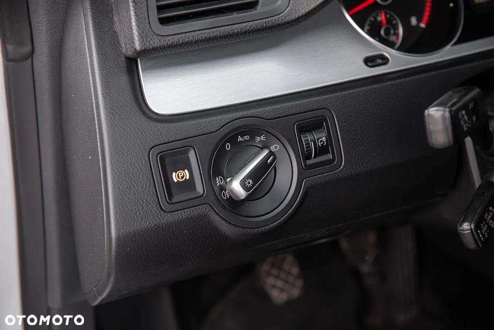 Volkswagen Passat CC 2.0 TSI Exclusive - 16