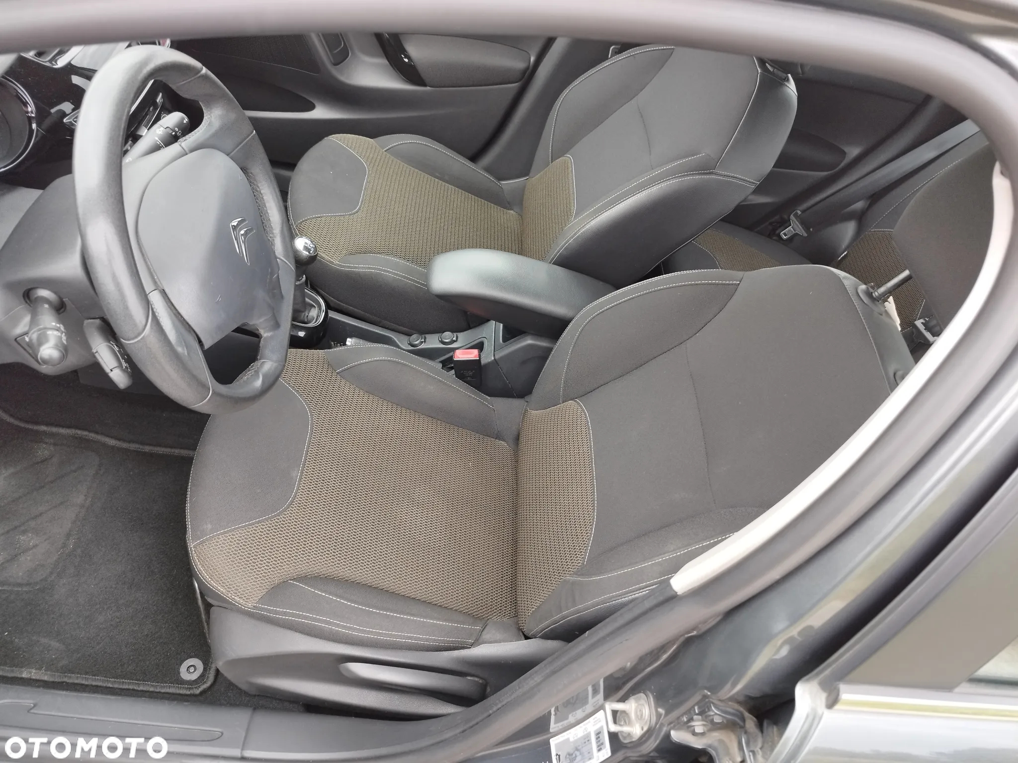 Citroën C3 1.4 Exclusive Gold-Edition - 7