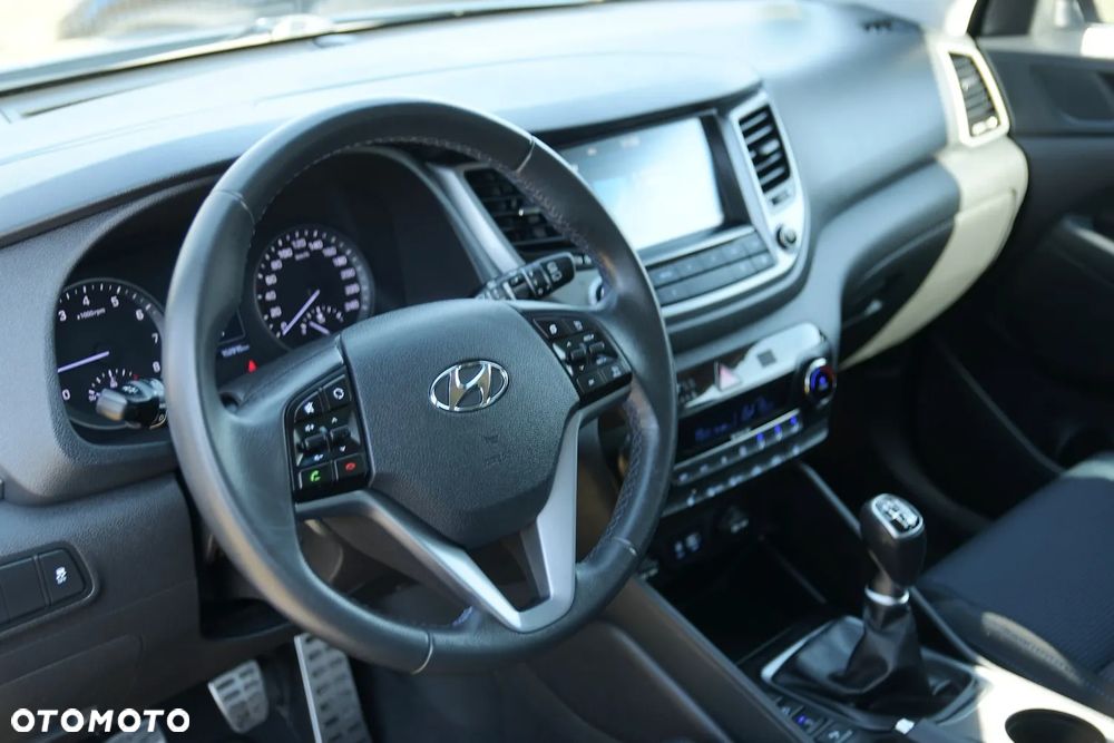 Hyundai Tucson - 27
