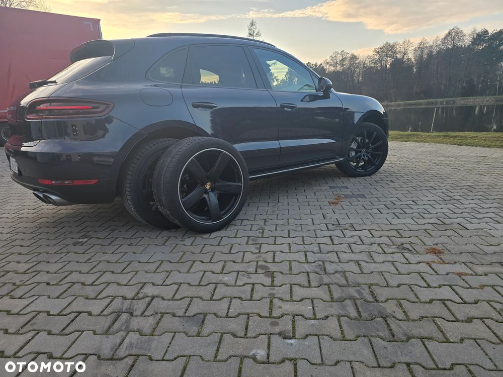 Porsche Macan - 23