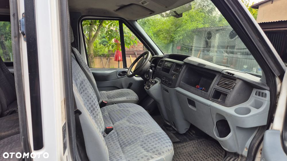Ford Transit - 7