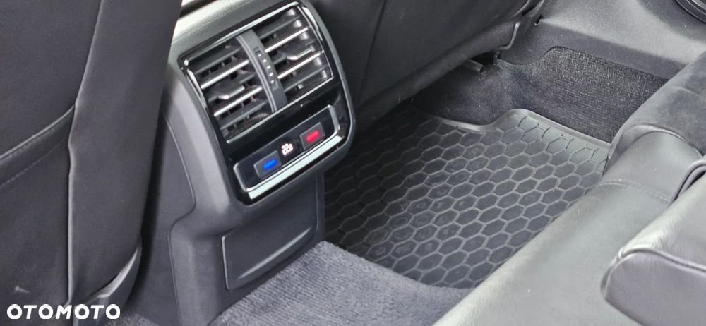 Volkswagen Passat 2.0 TDI BMT Highline DSG - 8