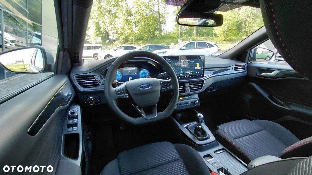 Ford Focus - 17