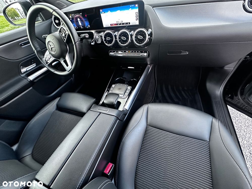 Mercedes-Benz GLA 200 d 8G-DCT - 10