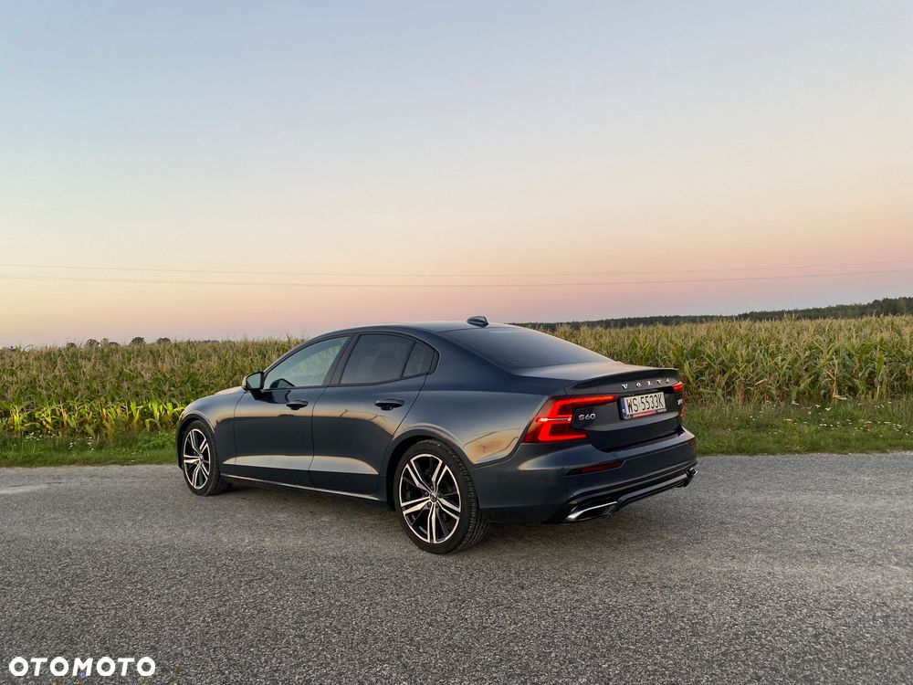 Volvo S60 T5 R-Design - 18