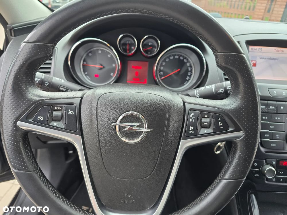 Opel Insignia - 22