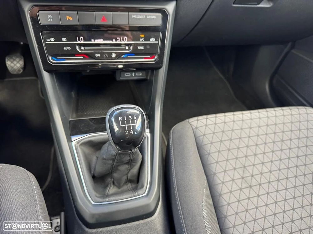 VW T-Cross 1.0 TSI Urban - 36