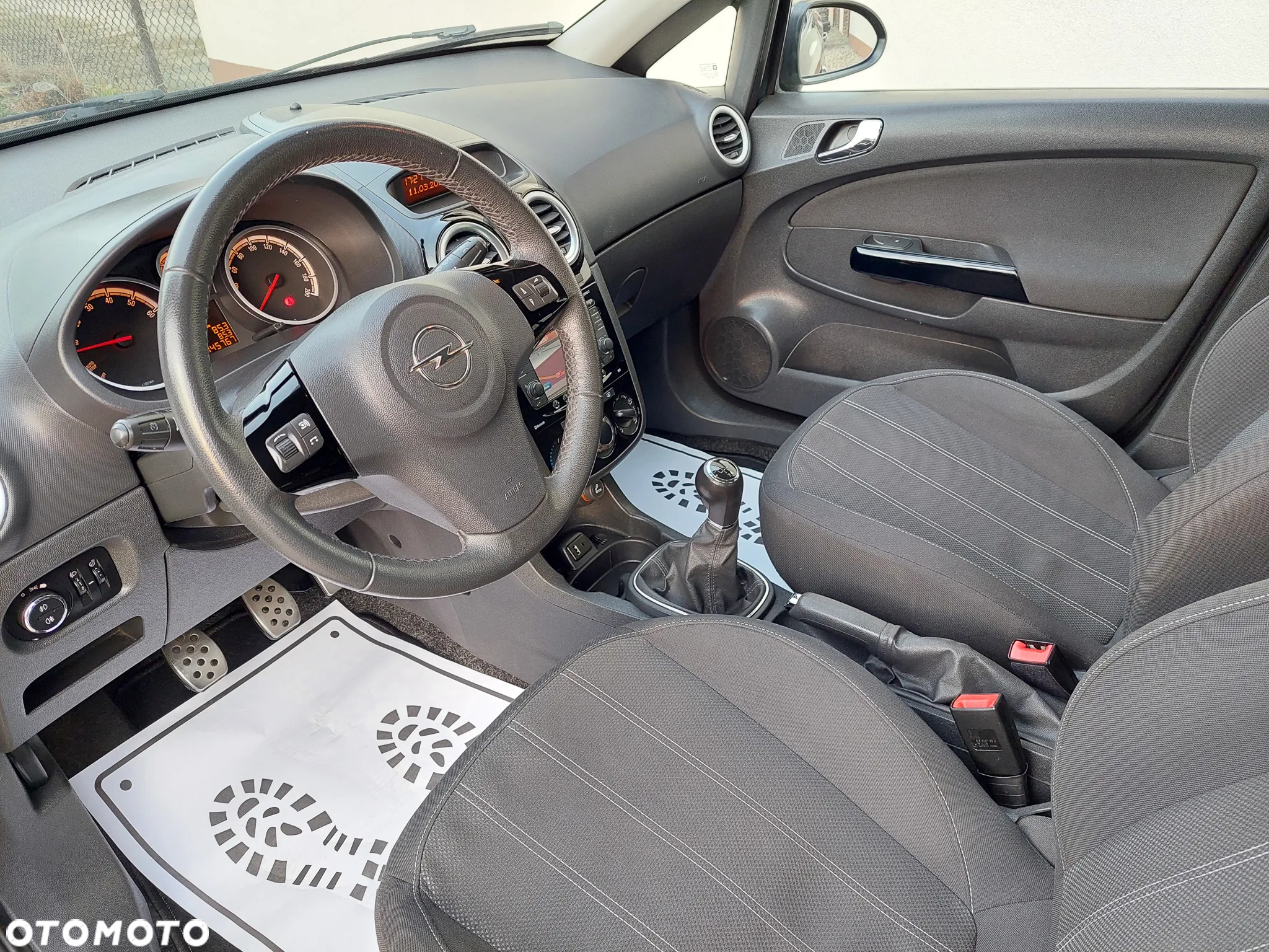 Opel Corsa 1.4 16V Color Elegance - 27