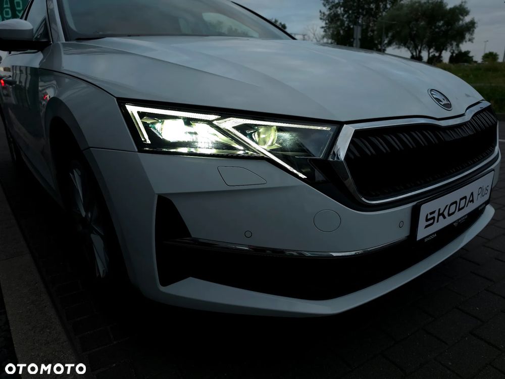 Skoda Octavia 2.0 TDI Edition 130 Selection - 10