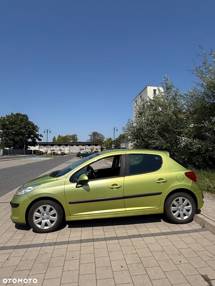 Peugeot 207 1.4 16V Presence - 6