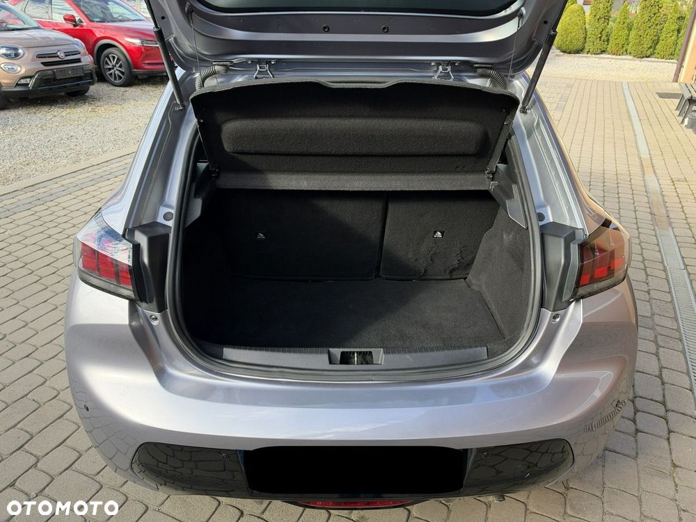 Peugeot 208 2020
