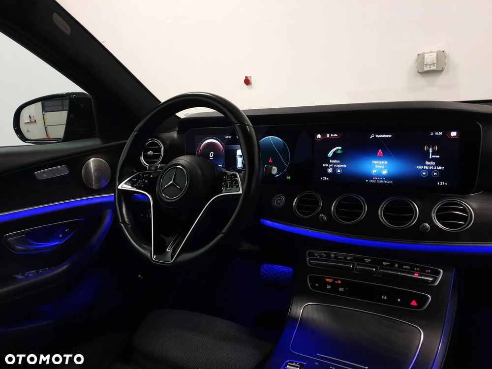 Mercedes-Benz Klasa E 300 de 4Matic 9G-TRONIC AMG Line - 11