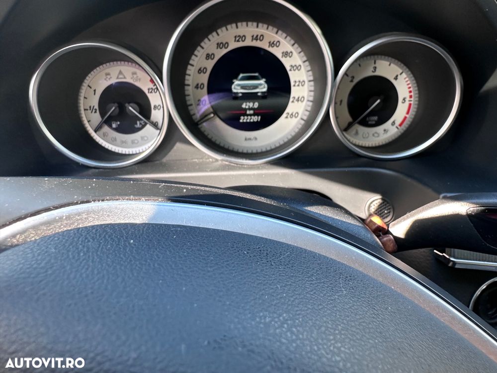 Mercedes-Benz E 220 BlueTEC 9G-TRONIC Avantgarde - 2