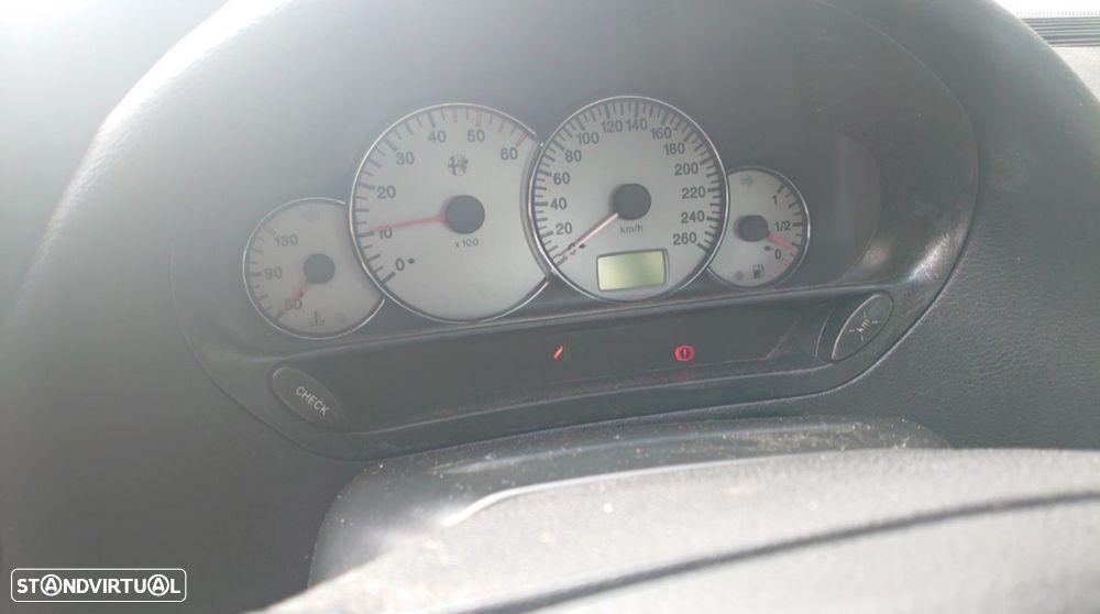 Alfa Romeo 166 2.4 JTD - 7