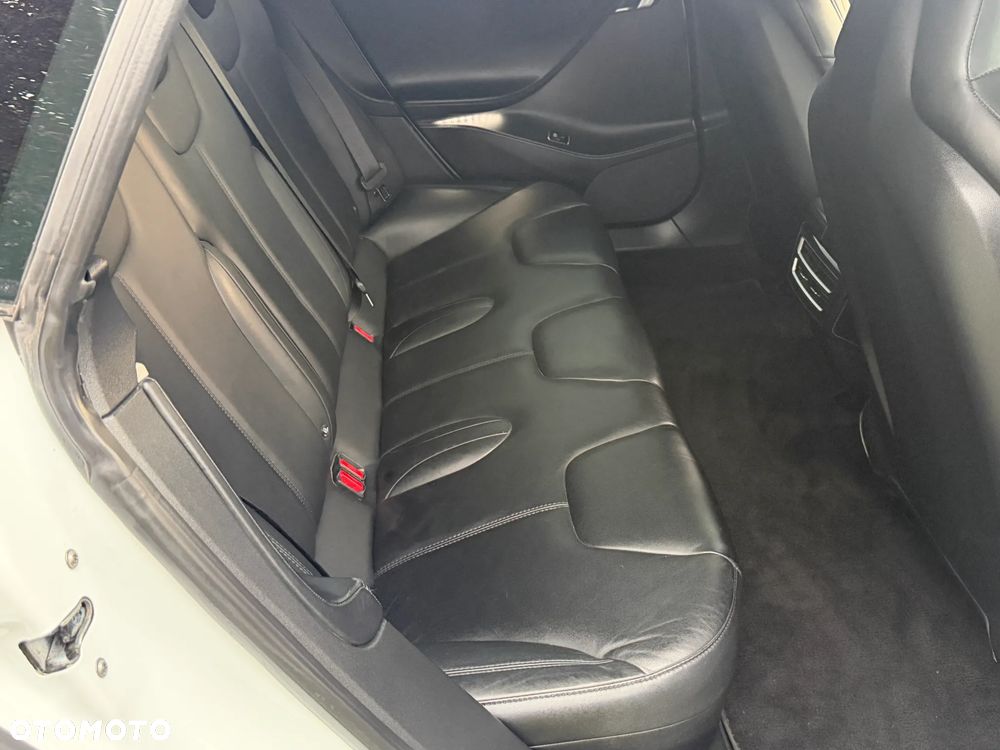 Tesla Model S 70D Allradantrieb - 17