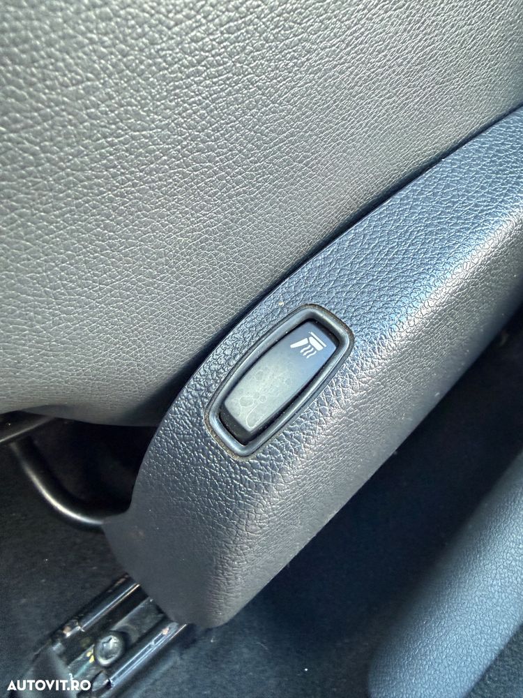 Dacia Duster 1.5 dCi 4x4 Ambiance - 13