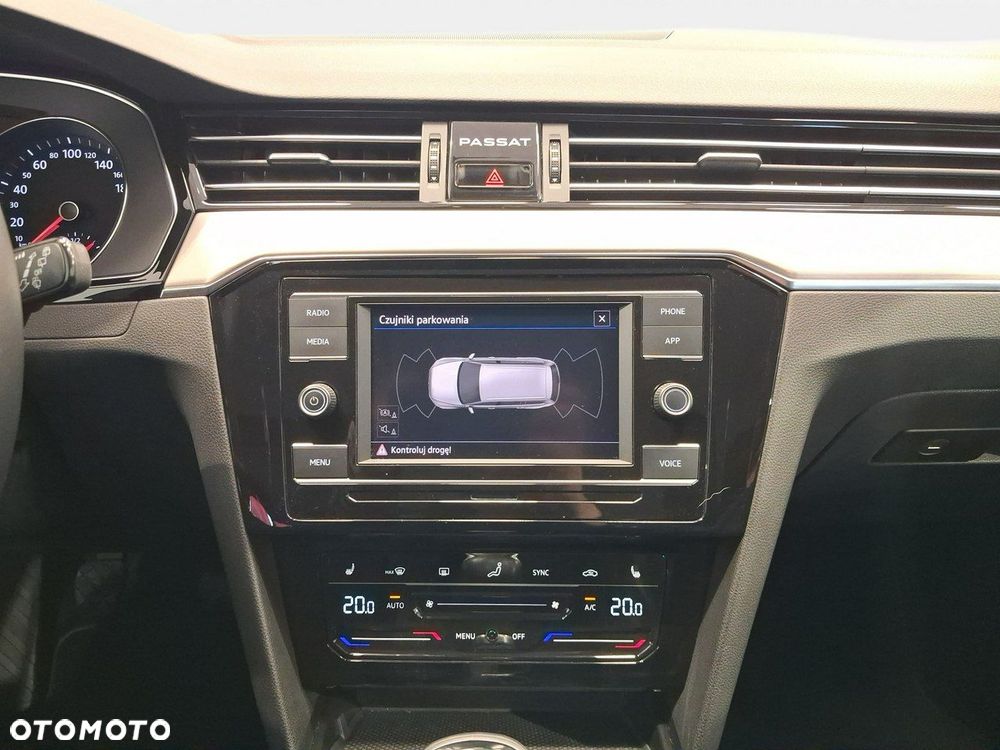 Volkswagen Passat Variant - 18