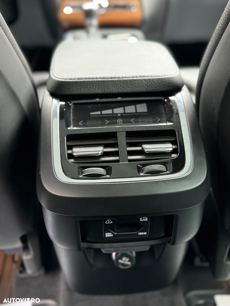 Volvo XC 90 D5 AWD Geartronic Inscription - 25