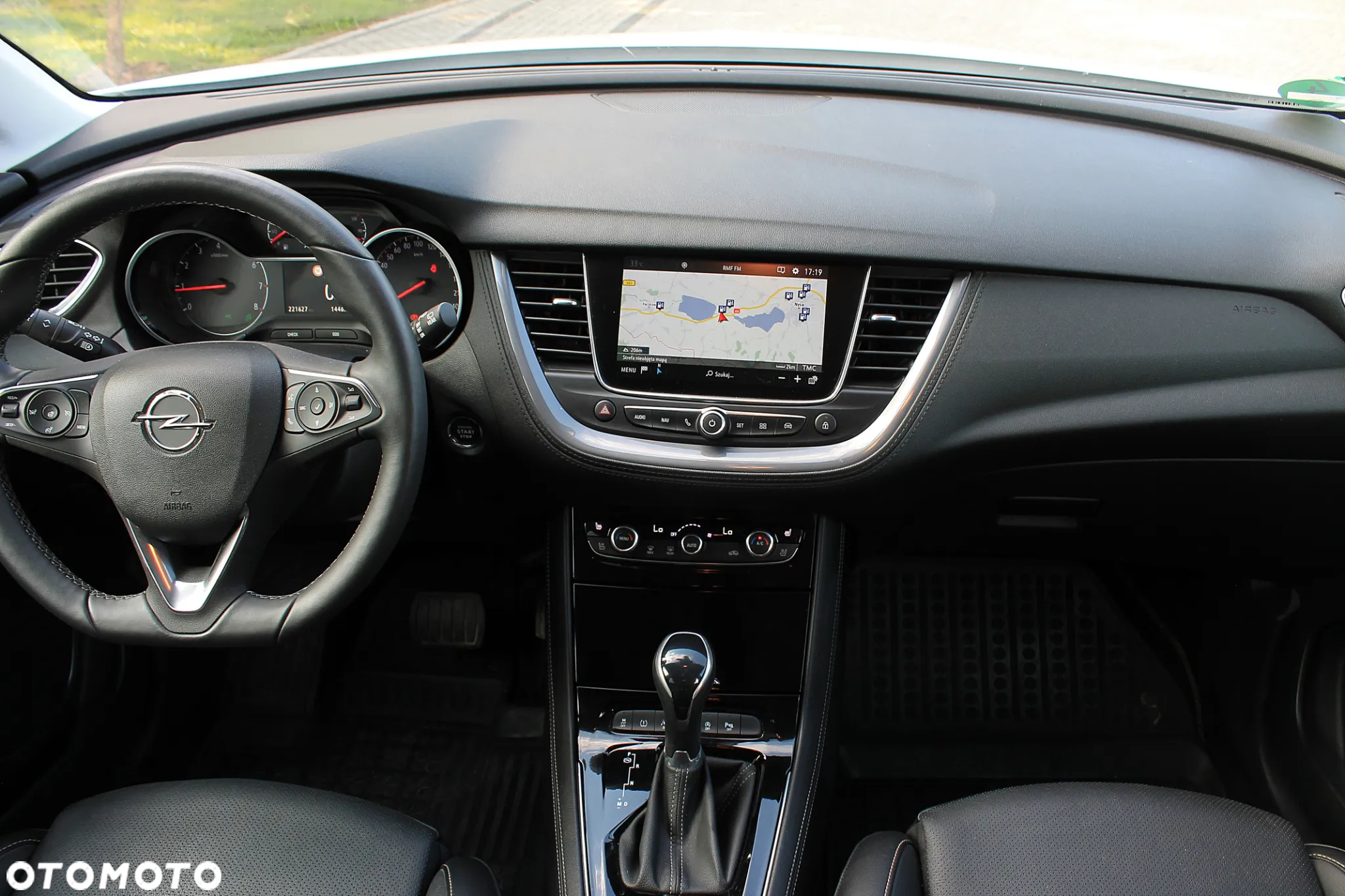 Opel Grandland X 2.0 D Start/Stop Automatik Business Innovation - 5