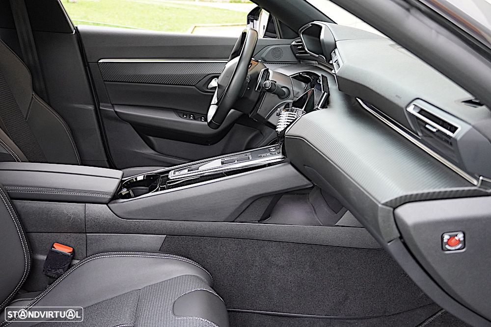 Peugeot 508 SW 1.6 Hybrid Allure Pack e-EAT8 - 24