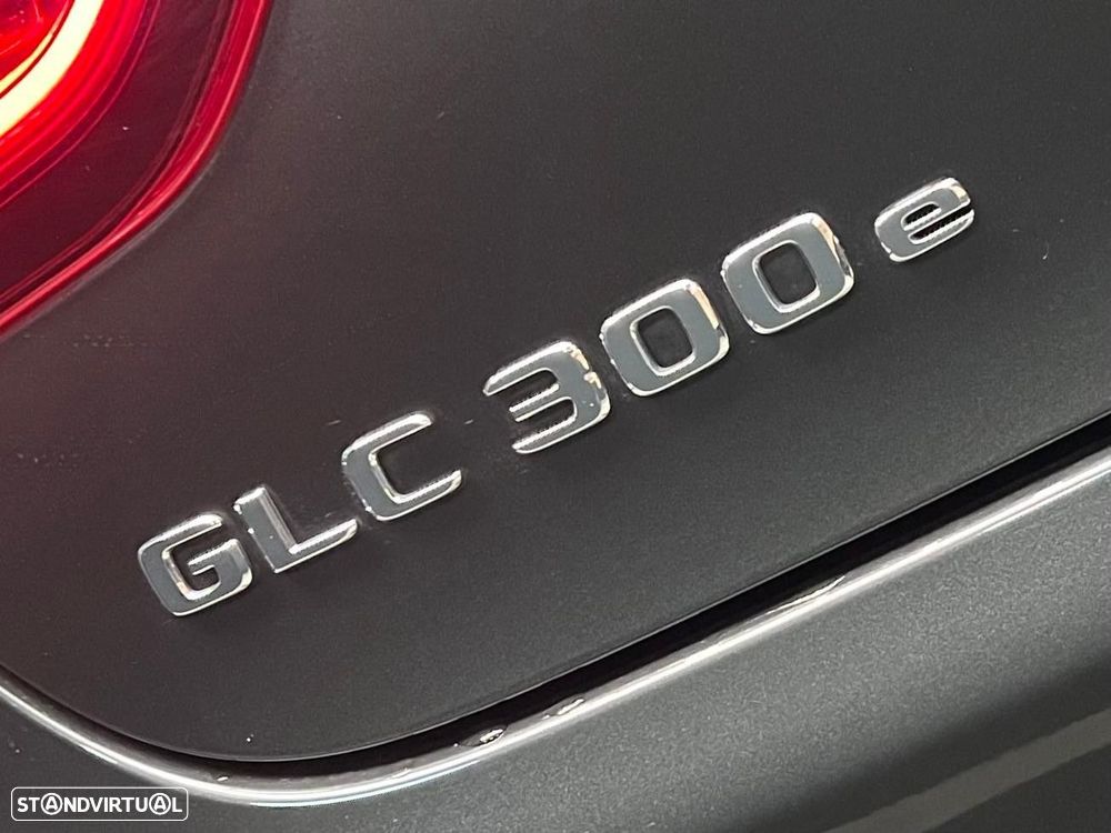 Mercedes-Benz GLC 300 e 4Matic - 32