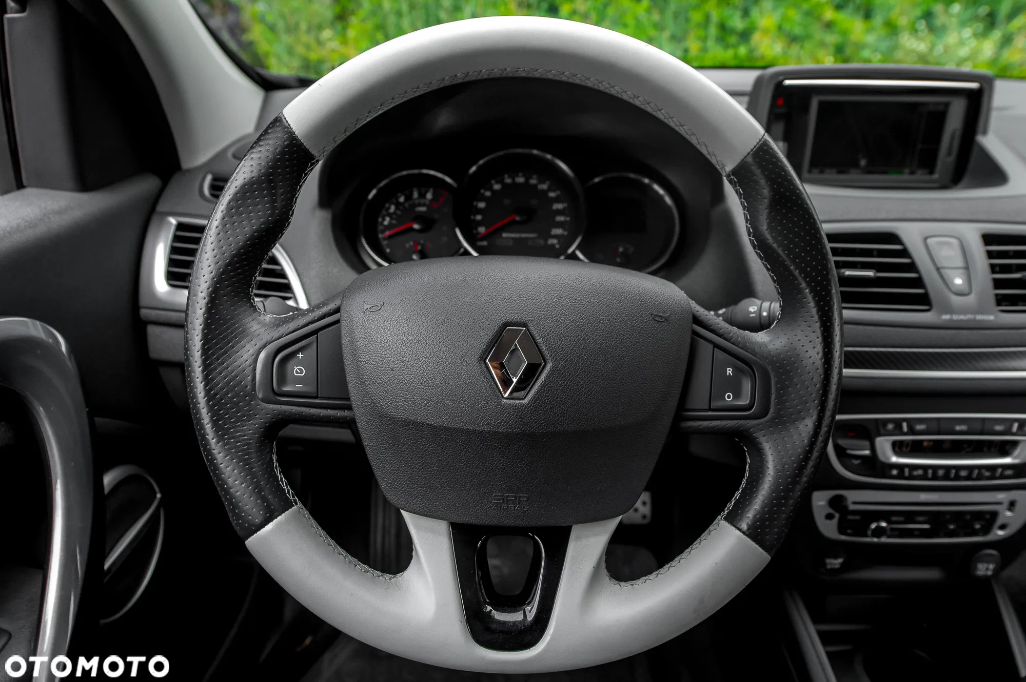 Renault Megane TCe 190 Start & Stop GT - 22