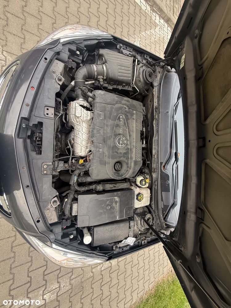 Opel Insignia 2.0 CDTI Edition - 9