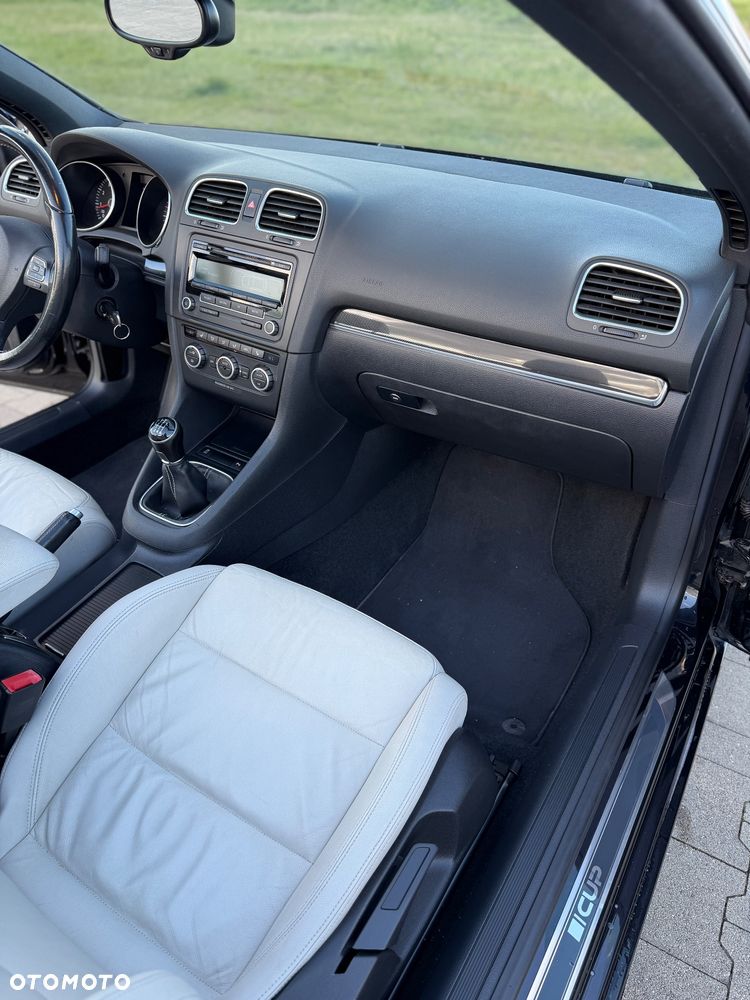 Volkswagen Golf - 20