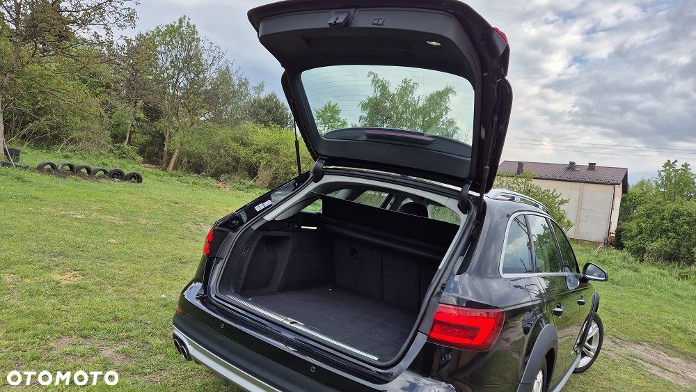 Audi A4 Allroad 2.0 TDI Quattro S tronic - 12