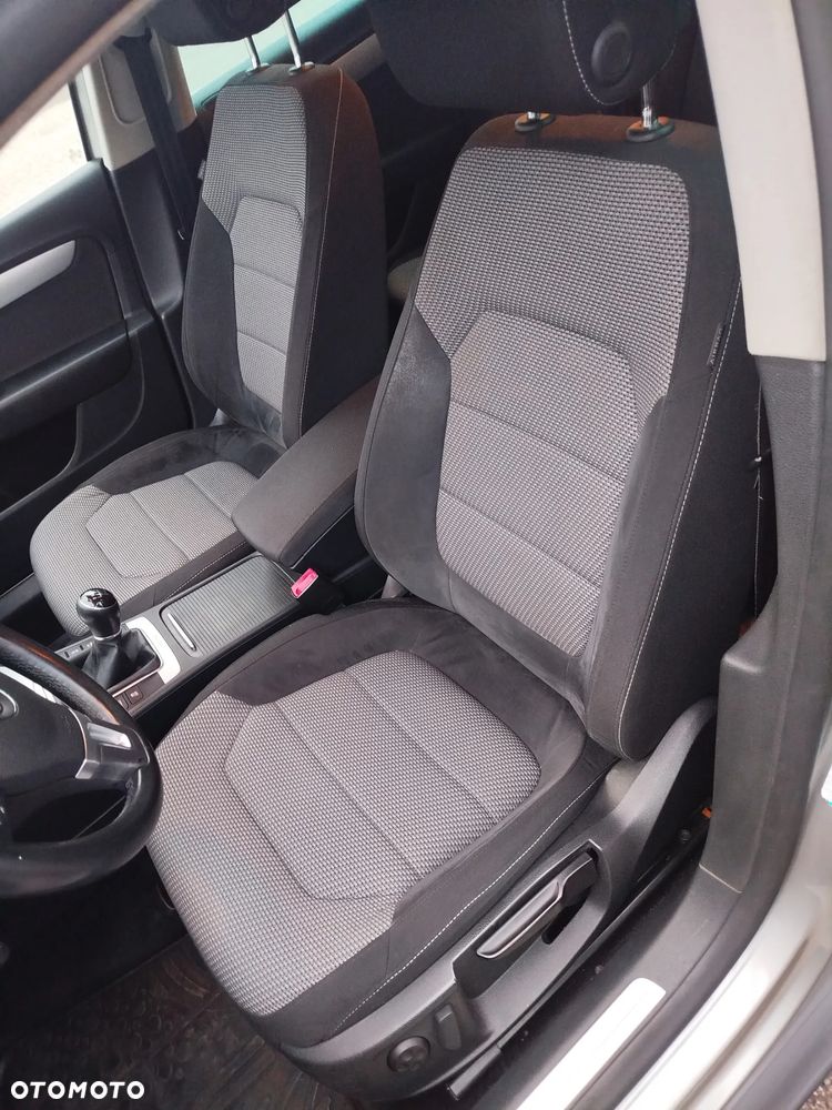 Volkswagen Passat Alltrack - 13