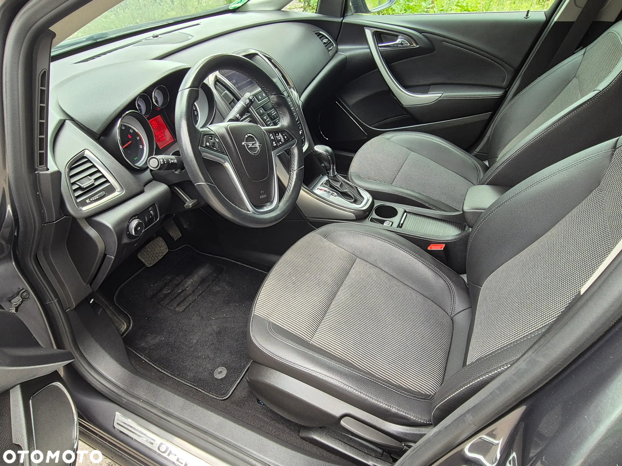 Opel Astra 1.4 Turbo Sports Tourer Automatik Edition - 8
