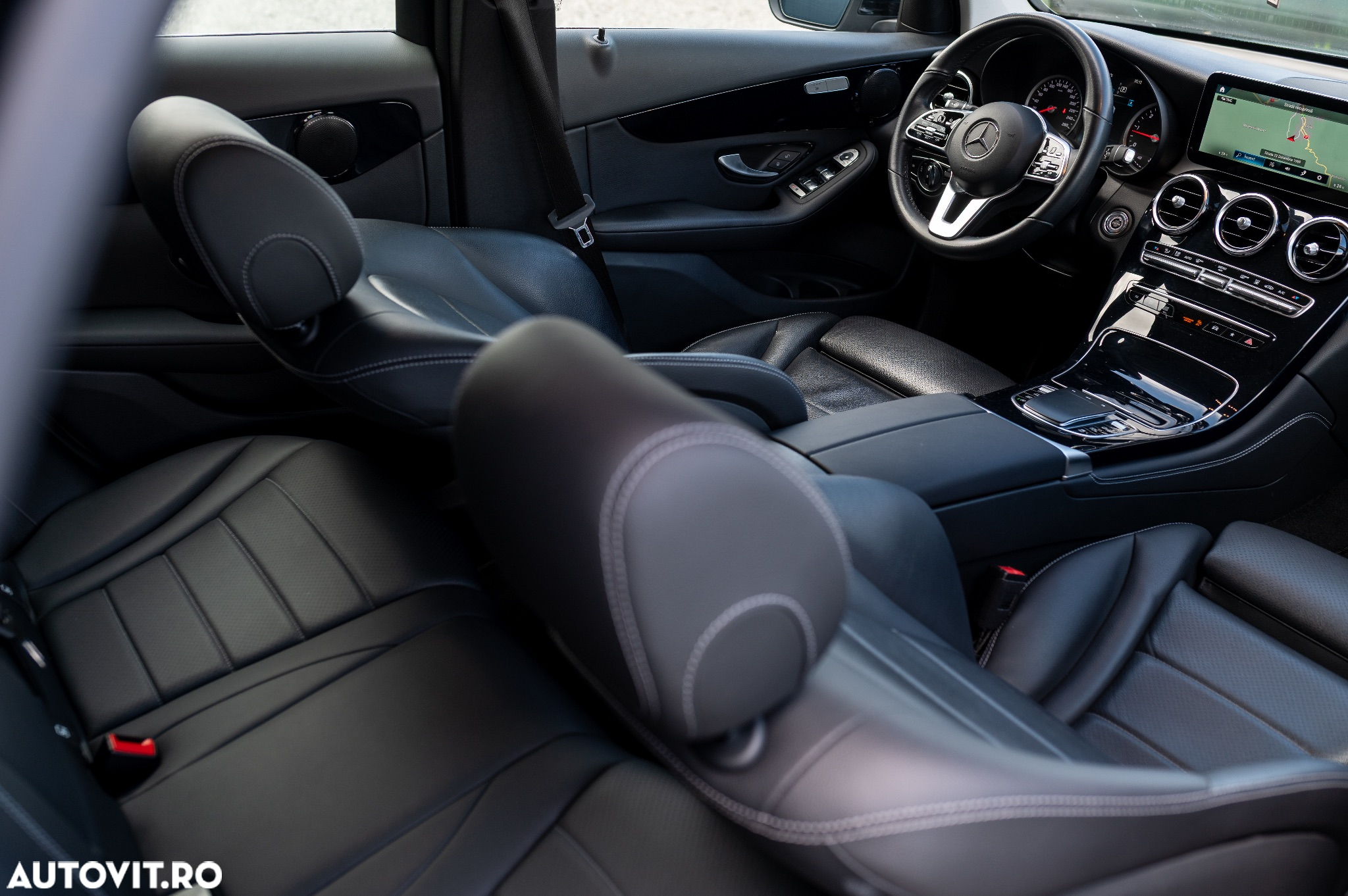 Mercedes-Benz GLC 220 d 4Matic 9G-TRONIC - 10