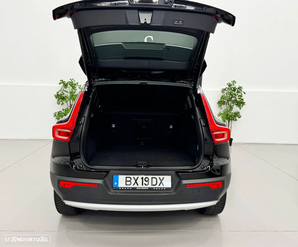 Volvo XC 40 T4 Recharge DKG Essential - 32