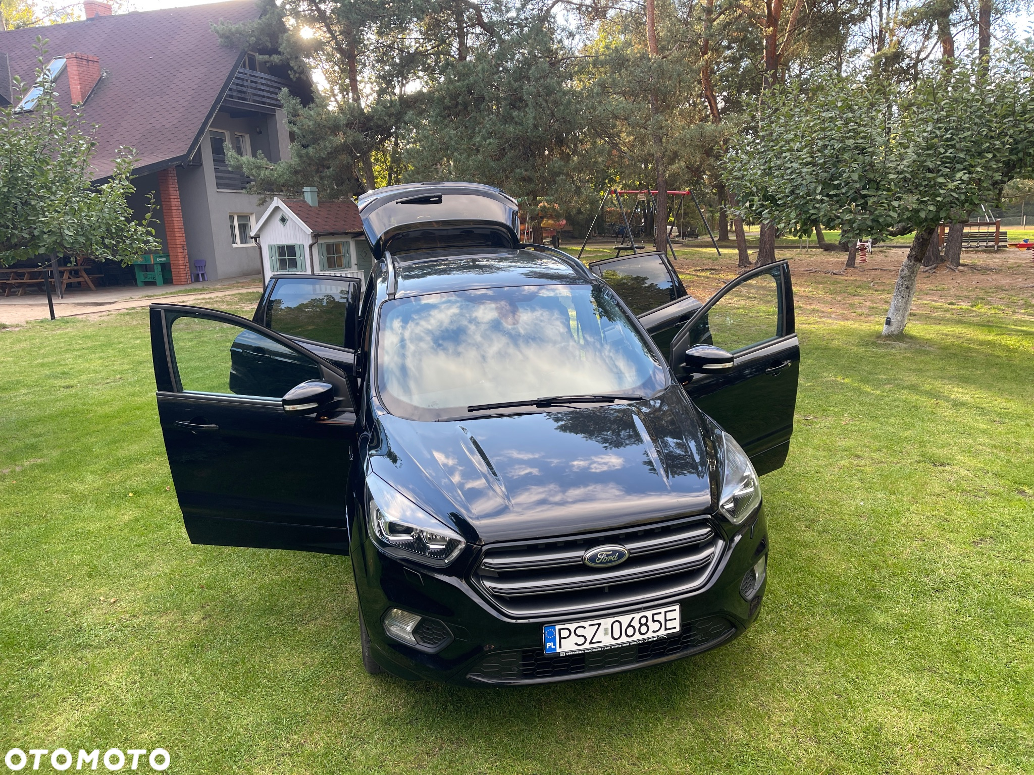 Ford Kuga 1.5 EcoBoost 2x4 ST-Line - 17