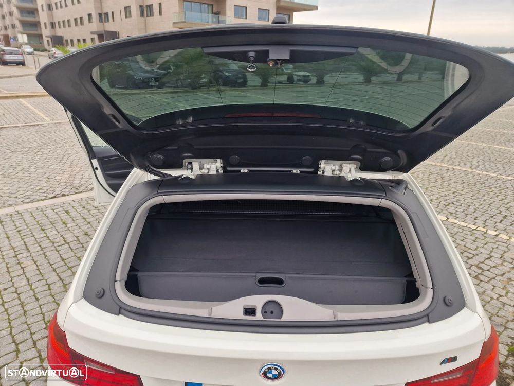BMW 320 d Pack M - 10