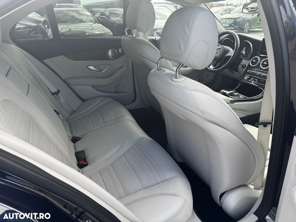 Mercedes-Benz C 250 d 4Matic 9G-TRONIC Avantgarde - 39
