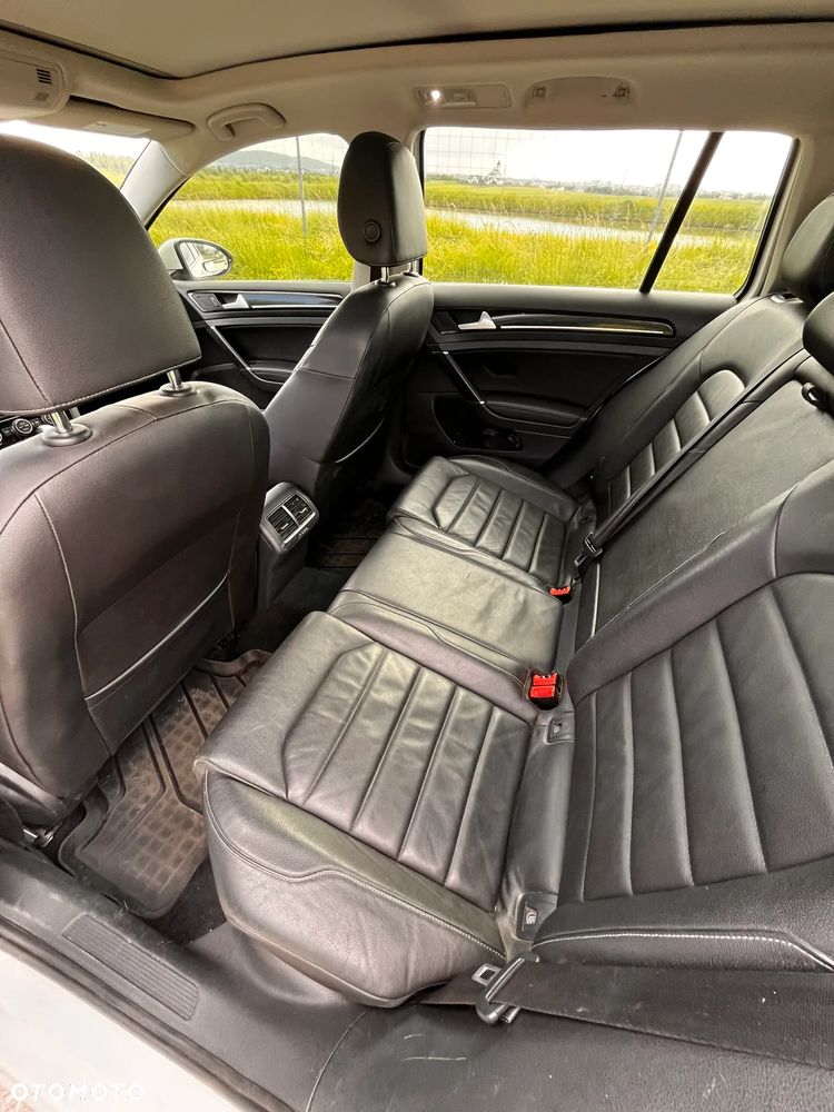 Volkswagen Golf - 7