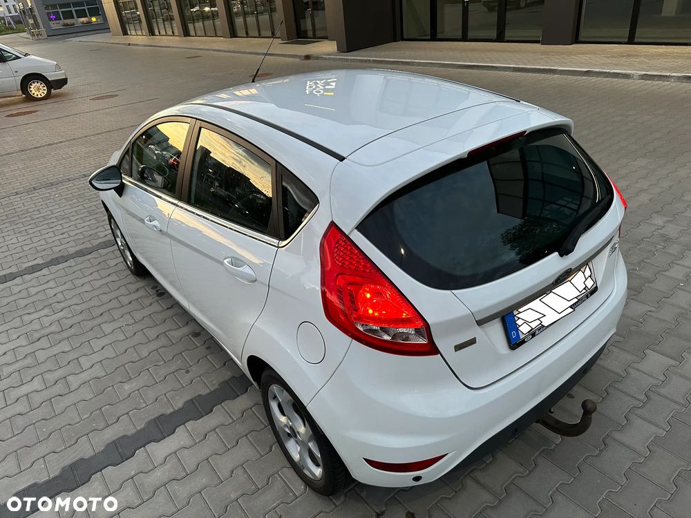 Ford Fiesta 1.4 Titanium - 19