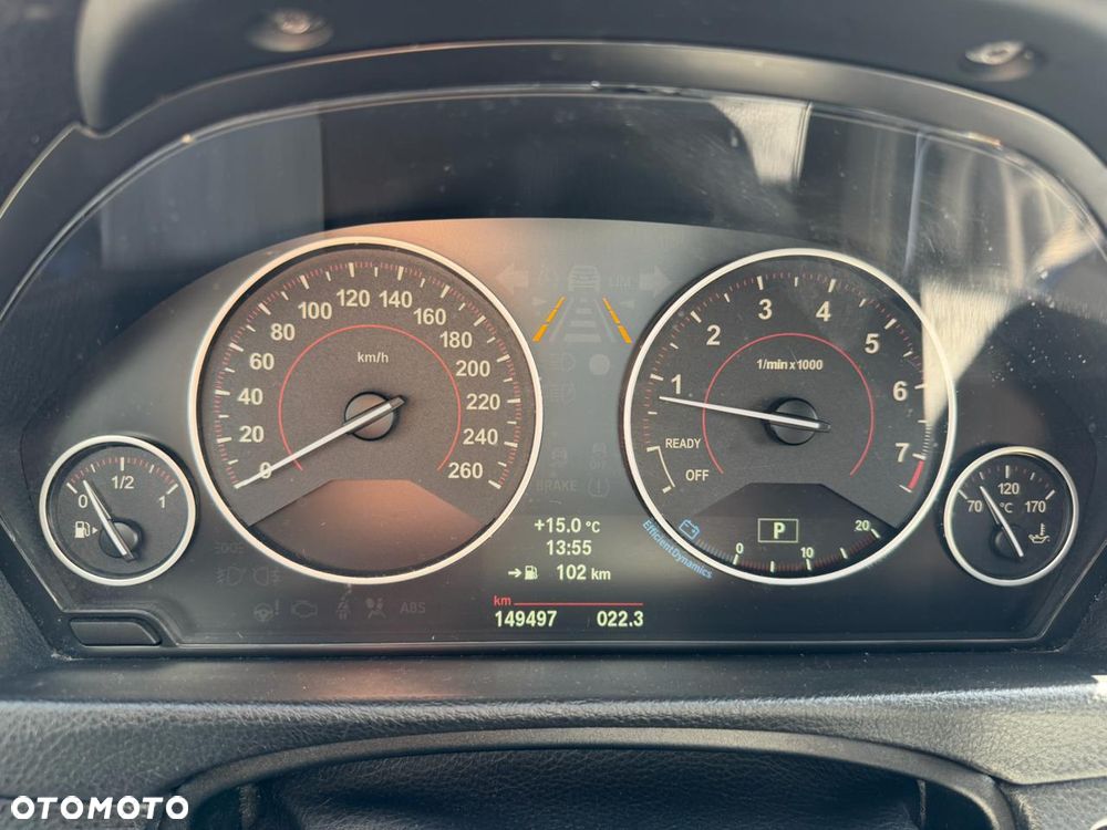 BMW Seria 3 328i xDrive - 39
