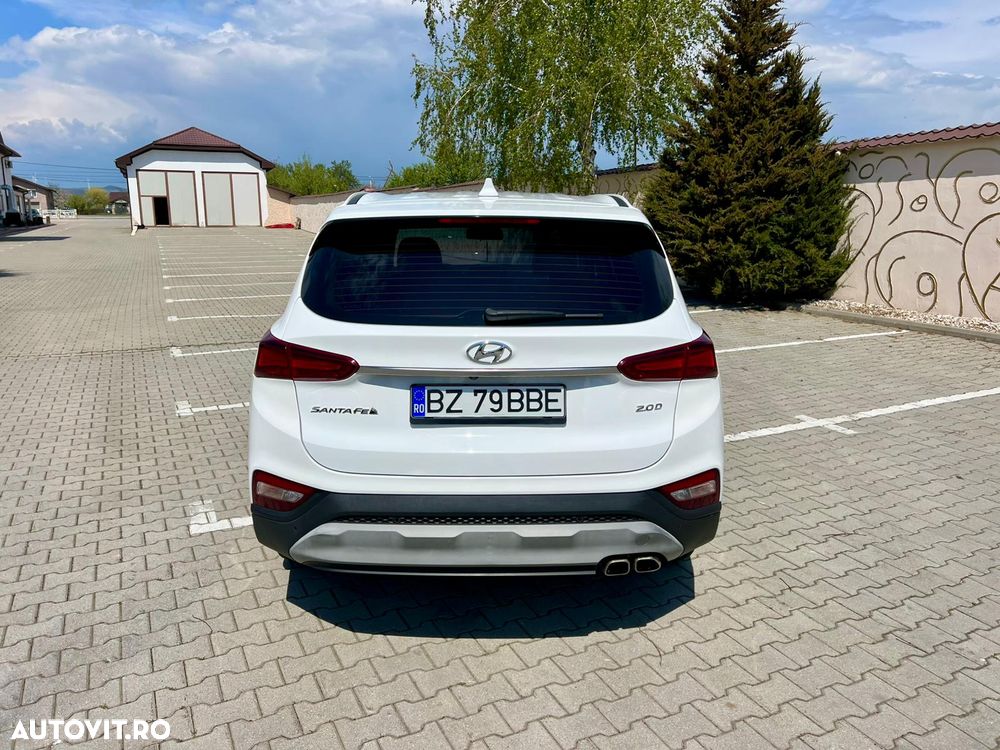 Hyundai Santa Fe - 4