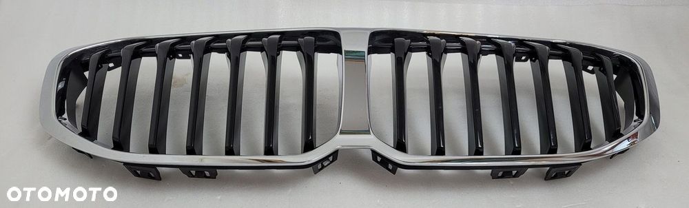 GRILL ATRAPA NERKI CHROM BMW 1 F40 2019- - 5