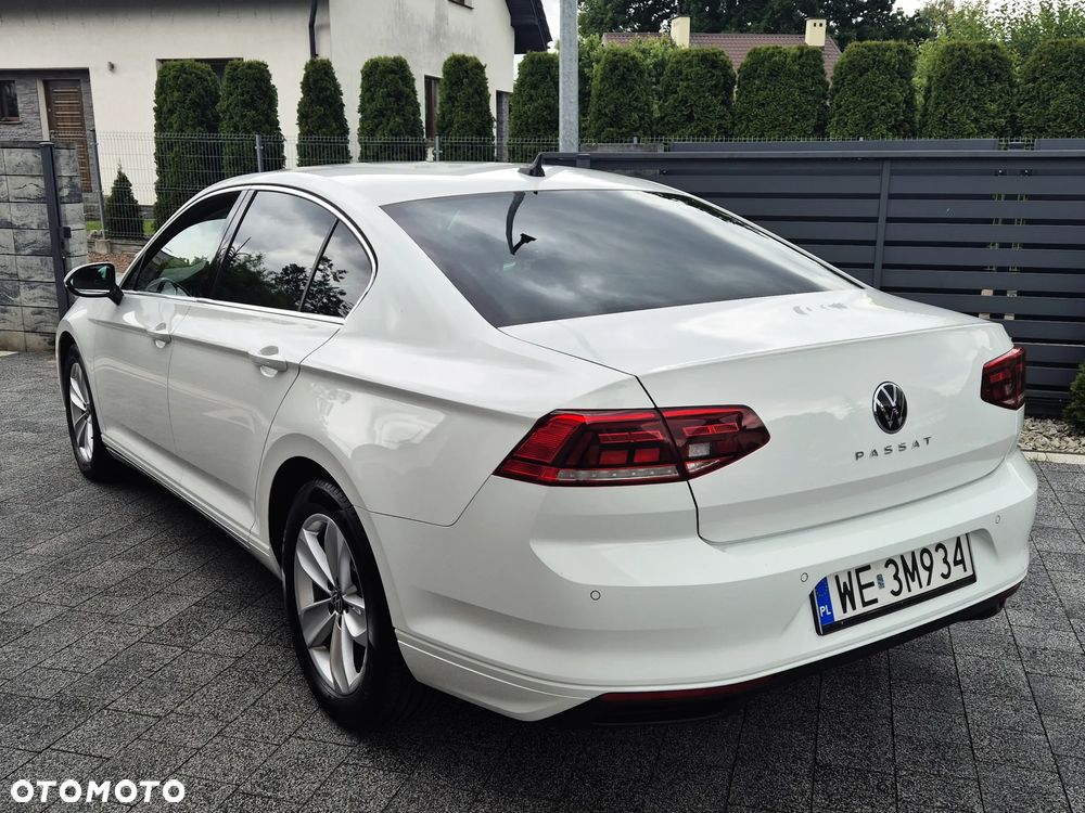 Volkswagen Passat 2.0 TSI Business DSG - 7