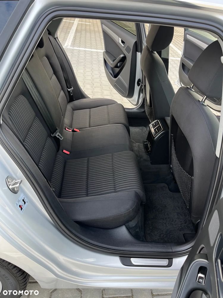 Audi A4 Avant 2.0 TDI Multitronic - 11