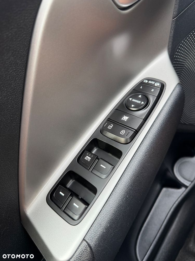 Kia Niro - 25