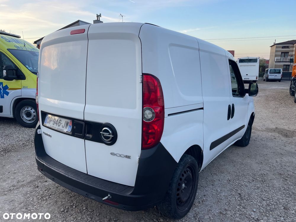 Opel Combo 1.3 CDTI 90 - 9
